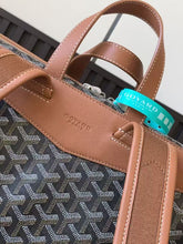 Load image into Gallery viewer, CISALPIN BACKPACK (BLACK TAN)
