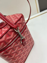 Load image into Gallery viewer, MUSE VANITY CASE (RED)

