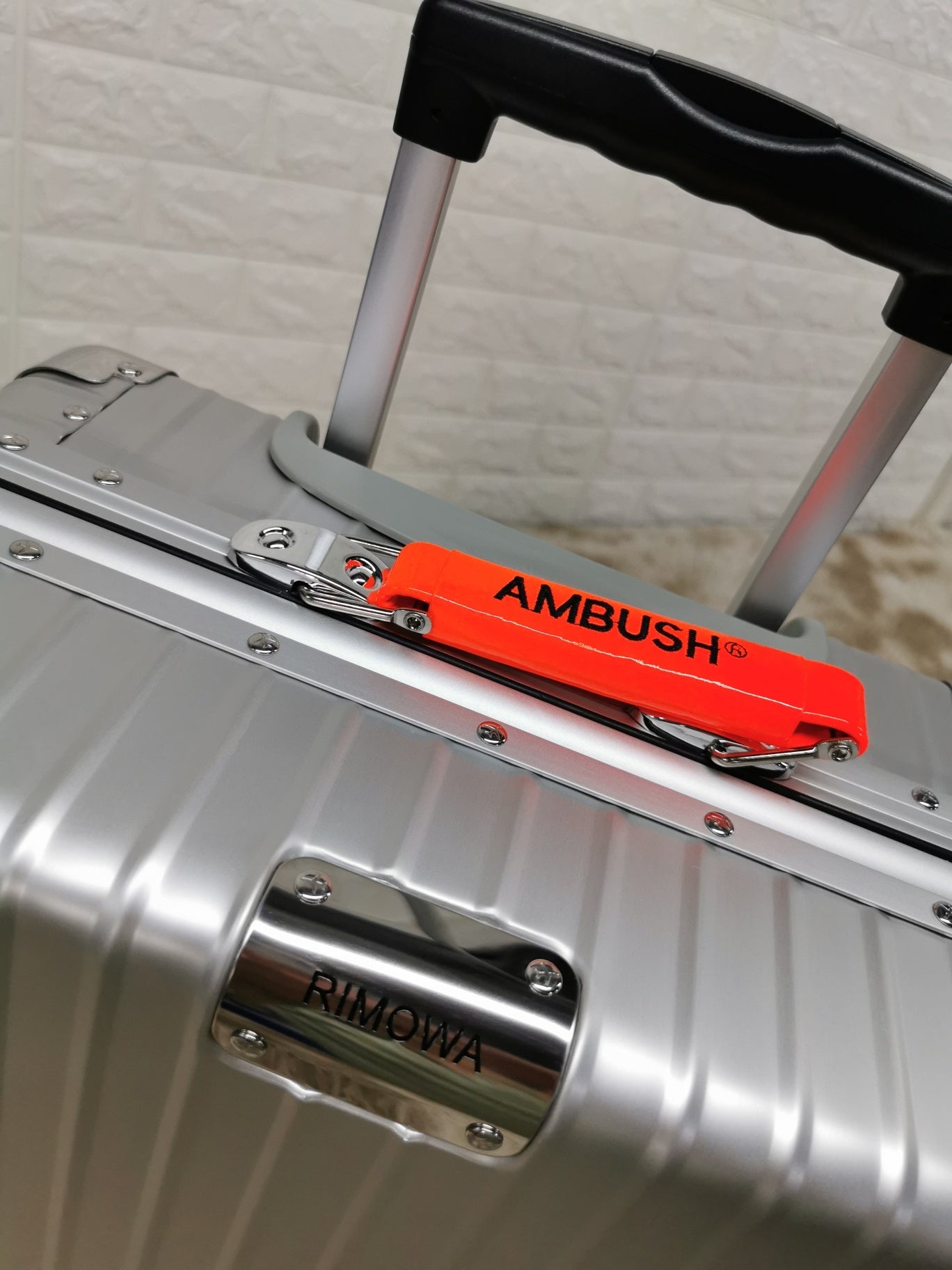 rimowa x ambush 60l (silver)