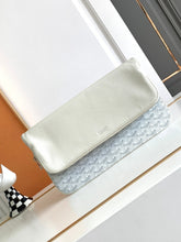 Load image into Gallery viewer, SAINTE-MARIE MM CLUTCH (WHITE)
