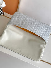 Load image into Gallery viewer, SAINTE-MARIE MM CLUTCH (WHITE)
