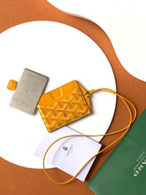 Load image into Gallery viewer, VENUS CARD HOLDER (YELLOW)
