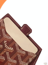 Load image into Gallery viewer, VENUS CARD HOLDER (BURGUNDY)
