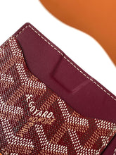 Load image into Gallery viewer, VENUS CARD HOLDER (BURGUNDY)
