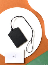 Load image into Gallery viewer, VENUS CARD HOLDER (BLACK)

