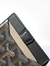 Load image into Gallery viewer, VENUS CARD HOLDER (BLACK)
