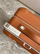 Load image into Gallery viewer, CABIN SUITCASE 24L (CARAMEL SAFARI)
