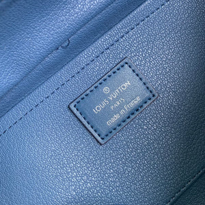 LOUIS LOCKER DOPP KIT (BLUE)