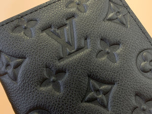 LOUIS CLASSIC MONOGRAM LEATHER PASSPORT HOLDER (BLACK)