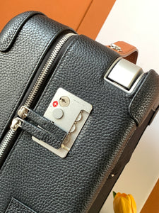 CABIN SUITCASE 24L (FULL BLACK)