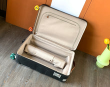 Load image into Gallery viewer, CABIN SUITCASE 24L (FULL BLACK)

