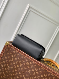 LOUIS MONOGRAM PULSE MESSENGER (ECLIPSE)