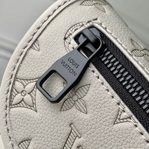 LOUIS MONOGRAM PULSE (SHADOW)