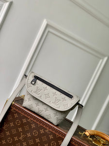 LOUIS MONOGRAM PULSE (SHADOW)