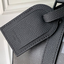 Load image into Gallery viewer, LOUIS KEEPALL BANDOULIERE 25 (PIXEL ECLIPSE)
