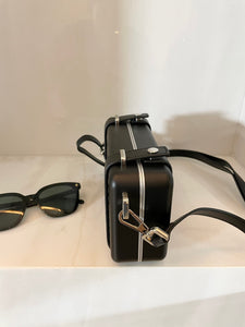 RIMOWA CROSS BODY BAG (BLACK)