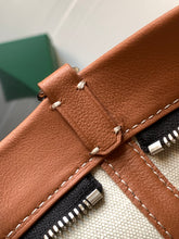 Load image into Gallery viewer, CONTI POUCH (BLACK TAN)
