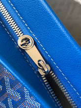 Load image into Gallery viewer, CONTI POUCH (BLUE)
