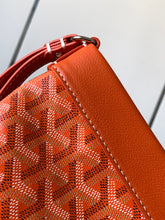Load image into Gallery viewer, CONTI POUCH (ORANGE)
