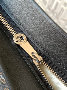 CONTI POUCH (BLACK)