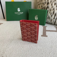Load image into Gallery viewer, SAINT-MARC CARD HOLDER (RED)
