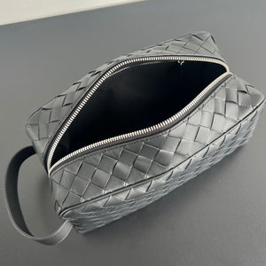INTRECCIATO TRAVEL POUCH (BLACK)