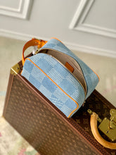 Load image into Gallery viewer, LOUIS LOCKER DOPP KIT (DENIM)
