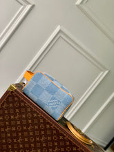 Load image into Gallery viewer, LOUIS LOCKER DOPP KIT (DENIM)
