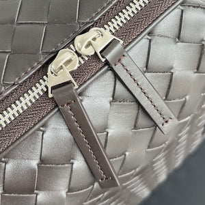 LARGE GETAWAY WEEKENDER (CHOCOLATE)