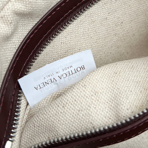 INTRECCIATO CAMERA BAG (BURGUNDY)