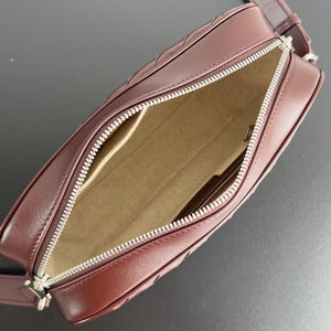 INTRECCIATO CAMERA BAG (BURGUNDY)