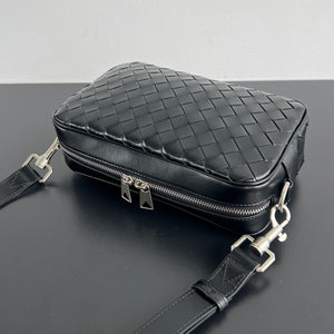 INTRECCIATO CAMERA BAG (BLACK)