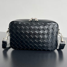 Load image into Gallery viewer, INTRECCIATO CAMERA BAG (BLACK)
