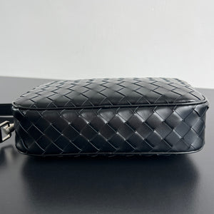 INTRECCIATO CAMERA BAG (BLACK)