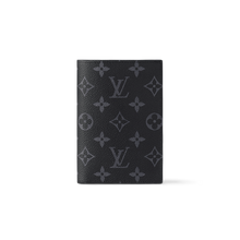 Load image into Gallery viewer, LOUIS CLASSIC MONOGRAM PASSPORT HOLDER (BLACK)
